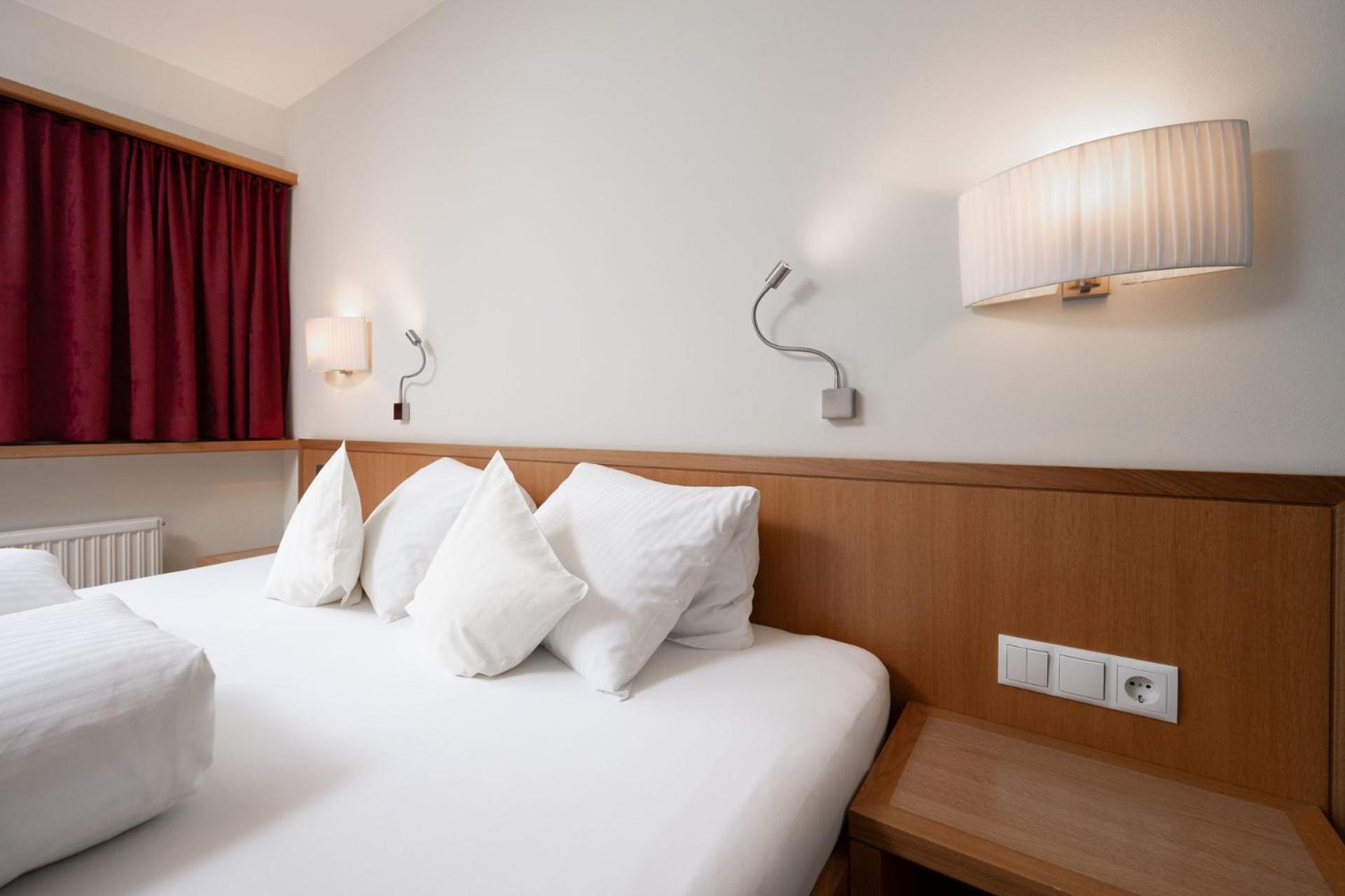 Hotel Garni Maria Theresia Sölden Kültér fotó